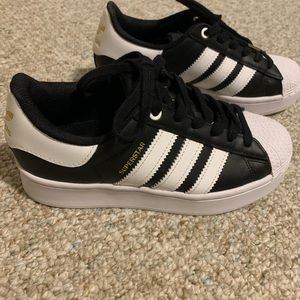 Adidas Superstar size 6